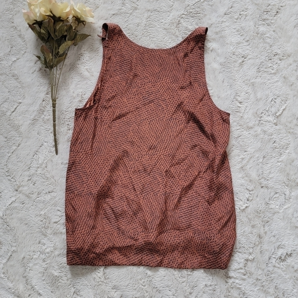 Joie 100% Silk Burnt Orange Geometric Sleeveless Blouse Size XS - Picture 8 of 11